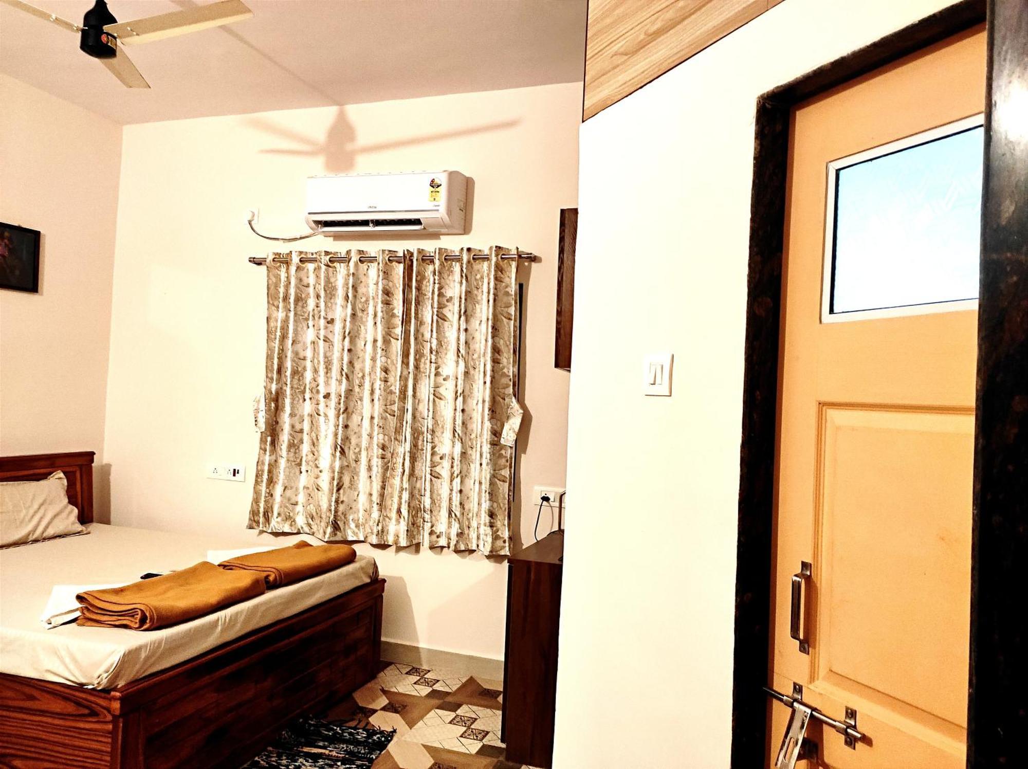 Suncrest Wood Stayz Alibaug Exterior foto