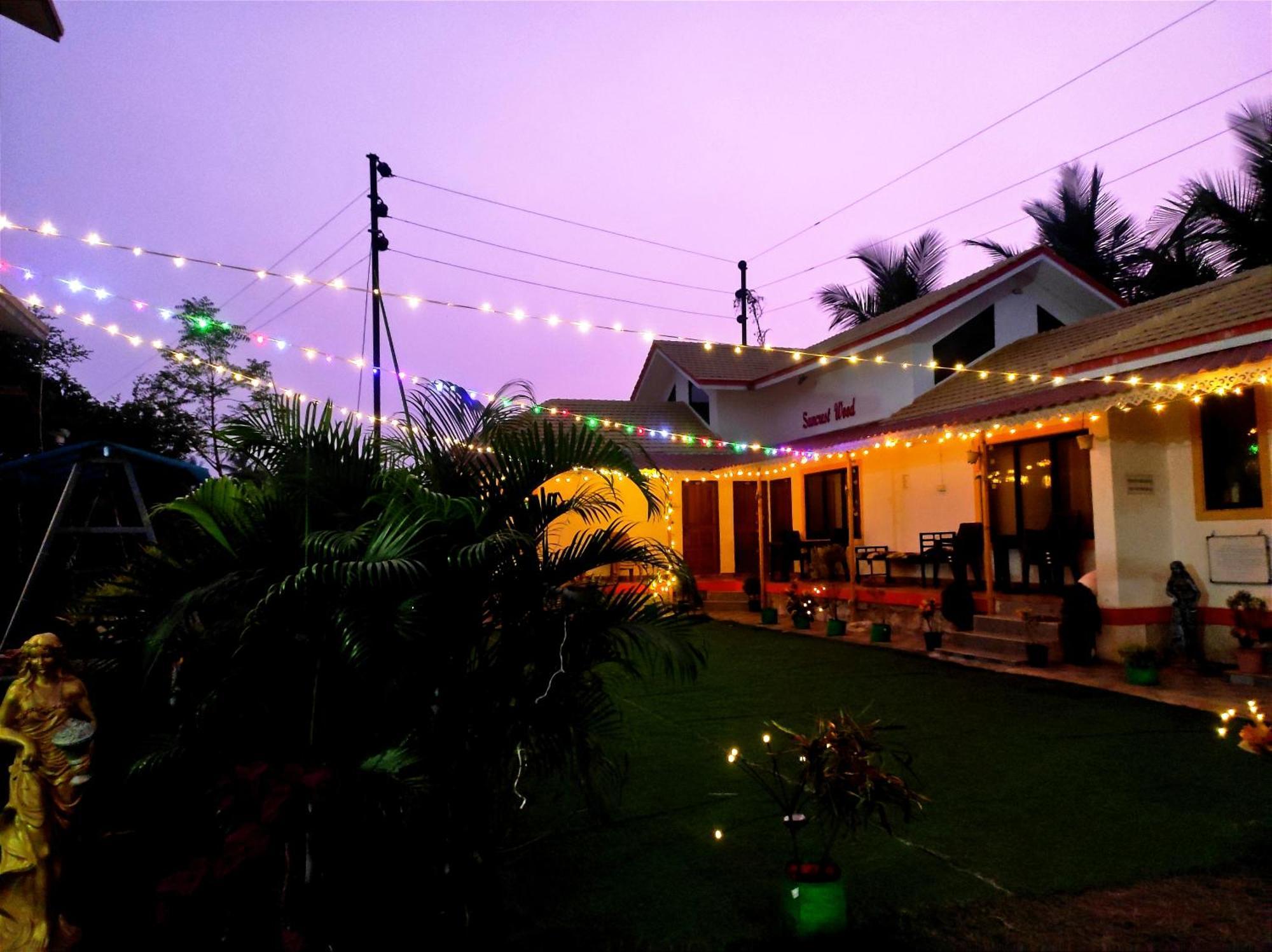 Suncrest Wood Stayz Alibaug Exterior foto
